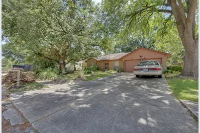 4503 Coachman Drive, Baytown, TX 77521 - Photo 2