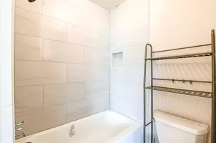 11911 Fallbrook Dr, Houston, TX 77065 - Photo 12
