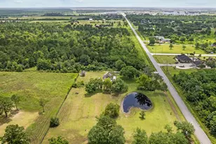 14302 Holland Rd, Dickinson, TX 77539 - Photo 18