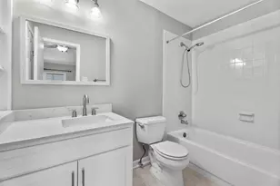 1881 Bering Dr, Houston, TX 77057 - Photo 14