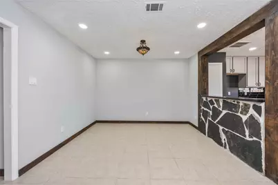 16103 Grassy Creek Drive, Houston, TX 77082 - Photo 6