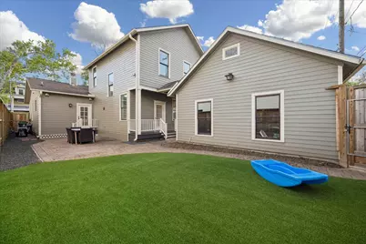 215 E 26th Street, Houston, TX 77008 - Photo 32