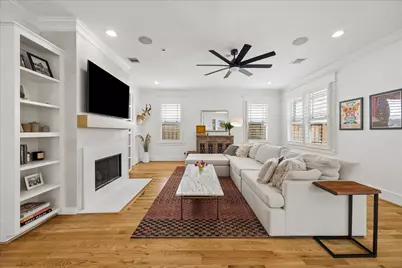 215 E 26th Street, Houston, TX 77008 - Photo 6