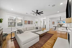 215 E 26th St, Houston, TX 77008 - Photo 8