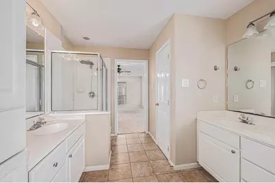 2710 Grants Lake Boulevard #E3, Sugar Land, TX 77479 - Photo 16