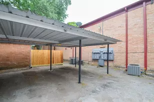 5230 Arboles Dr, Houston, TX 77035 - Photo 32