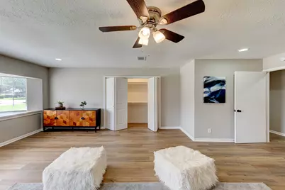 8511 Honeysuckle Street, Highlands, TX 77562 - Photo 18