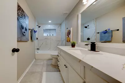 8511 Honeysuckle Street, Highlands, TX 77562 - Photo 32