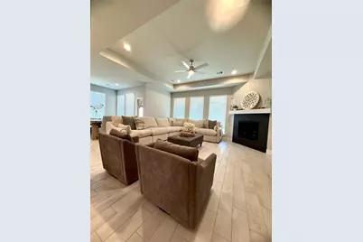 408 Hampton Edge Ln, Waller, TX 77484 - Photo 6