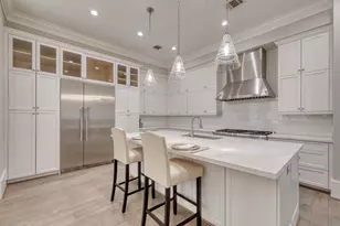 1913 Revere St, Houston, TX 77019 - Photo 8