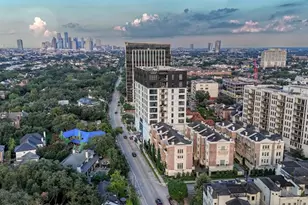 1913 Revere St, Houston, TX 77019 - Photo 36