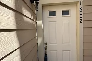 7575 Cambridge St, Houston, TX 77054 - Photo 2
