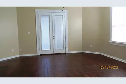 811 28th Street #A, Galveston, TX 77550 - Photo 16