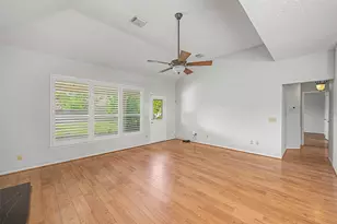 9819 Corral Corner Ln, Houston, TX 77064 - Photo 10