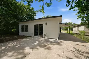 5123 Willow Glen Dr, Houston, TX 77033 - Photo 30