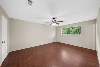 16306 Forest Bend Avenue, Friendswood, TX 77546 - Photo 8