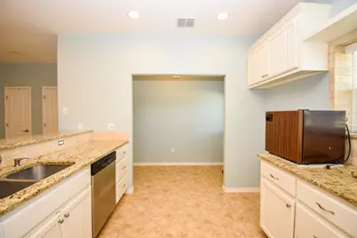 2711 Lakeview Drive, Rockport, TX 78382 - Photo 18