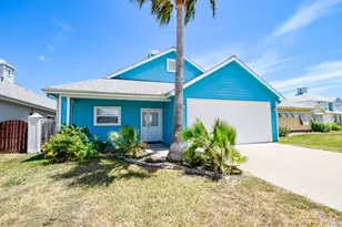 2711 Lakeview Dr, Rockport, TX 78382 - Photo 2