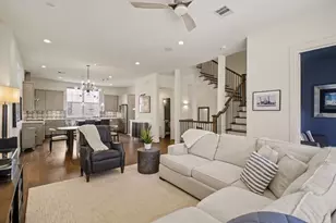 3507 Ridgeway Valley Ln, Houston, TX 77055 - Photo 4