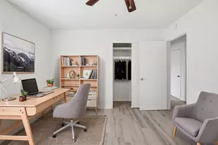903 S Dula St, Alvin, TX 77511 - Photo 4