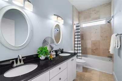 11202 Reagor Way, Galveston, TX 77554 - Photo 14