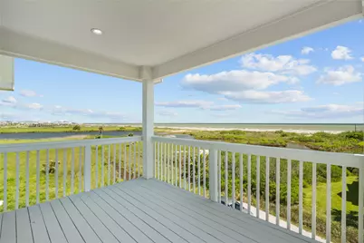 11202 Reagor Way, Galveston, TX 77554 - Photo 18