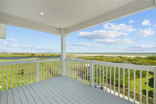 11202 Reagor Way, Galveston, TX 77554 - Photo 18