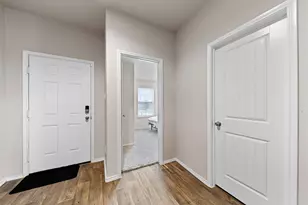 1818 Raven Vista Dr, Richmond, TX 77469 - Photo 2