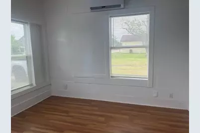 718 W 4th Street #A, Freeport, TX 77541 - Photo 6