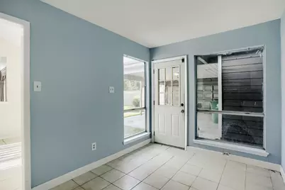 12410 Sungate Lane, Houston, TX 77071 - Photo 10