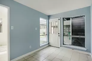 12410 Sungate Ln, Houston, TX 77071 - Photo 10