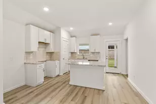 4558 Pinehurst Trce Dr, Pinehurst, TX 77362 - Photo 12