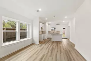 4558 Pinehurst Trce Dr, Pinehurst, TX 77362 - Photo 10