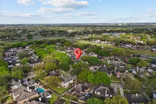 2026 Pembroke Bay Dr, League City, TX 77573 - Photo 46