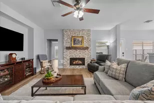 2026 Pembroke Bay Dr, League City, TX 77573 - Photo 10