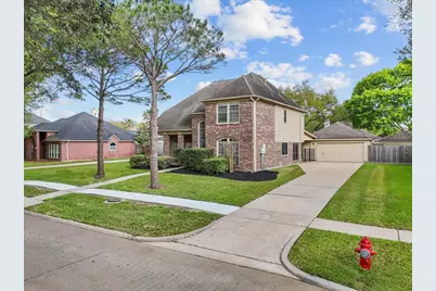 2026 Pembroke Bay Drive, League City, TX 77573 - Photo 2