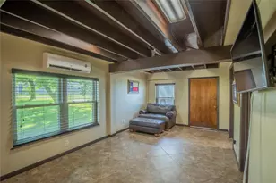 202 Willie Cook St, Livingston, TX 77351 - Photo 34