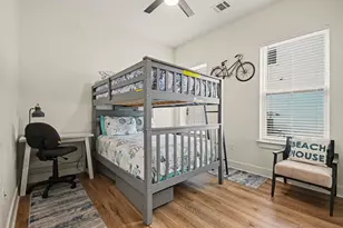 2431 103rd St, Galveston, TX 77554 - Photo 20