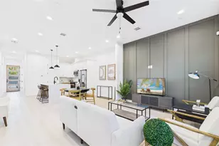 805 Brooks St, Houston, TX 77009 - Photo 2