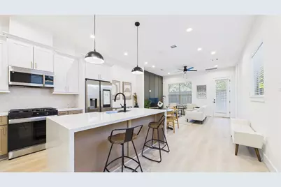 805 Brooks Street #B, Houston, TX 77009 - Photo 1