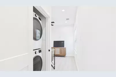 805 Brooks Street #B, Houston, TX 77009 - Photo 24