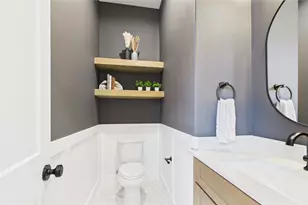 805 Brooks St, Houston, TX 77009 - Photo 8