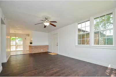 8810 Ilona Lane #2, Houston, TX 77025 - Photo 6