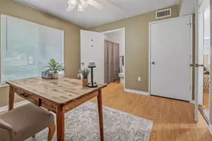 517 Southwest Pkwy, College Station, TX 77840 - Photo 24