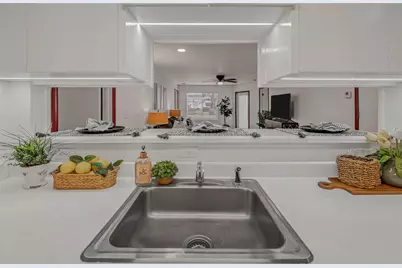 517 Southwest Parkway #103, College Station, TX 77840 - Photo 14