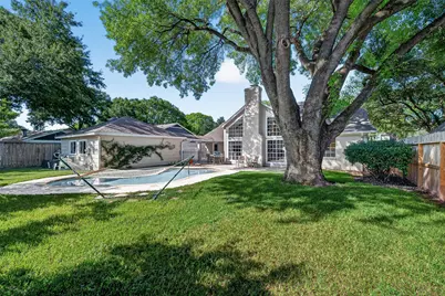 1638 Fall Valley Drive, Houston, TX 77077 - Photo 10