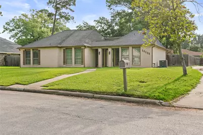 16126 Spinnaker Drive, Crosby, TX 77532 - Photo 2