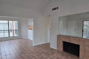 10154 Waterstone Dr, Houston, TX 77042 - Photo 6