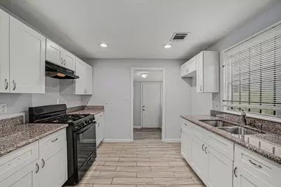 3107 Altoona Street, Houston, TX 77026 - Photo 8
