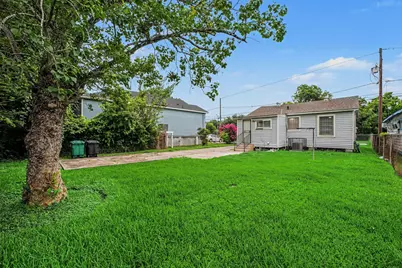 3107 Altoona Street, Houston, TX 77026 - Photo 18